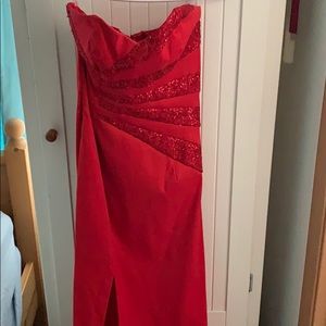 red prom dress
